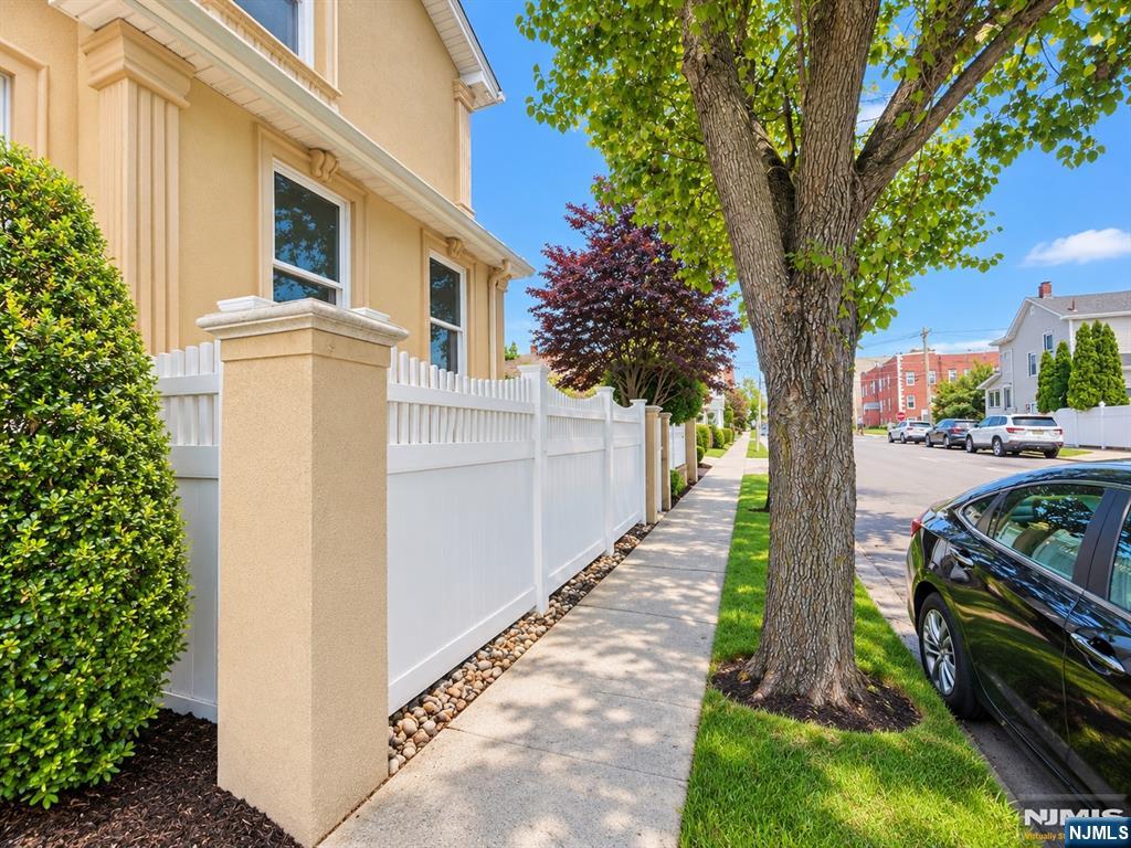 29 Devon Street Property Photo 5