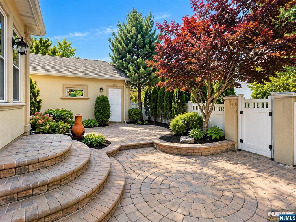 29 Devon Street Property Photo 9