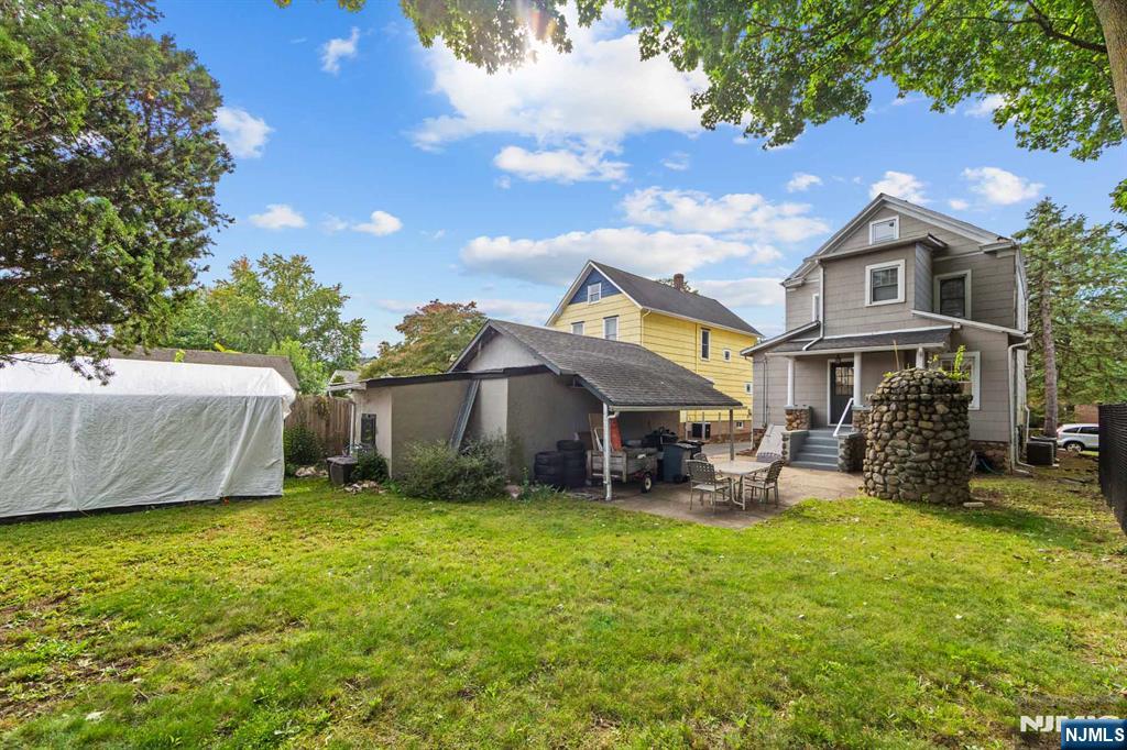 31 Wanamaker Avenue 1 Property Photo 9