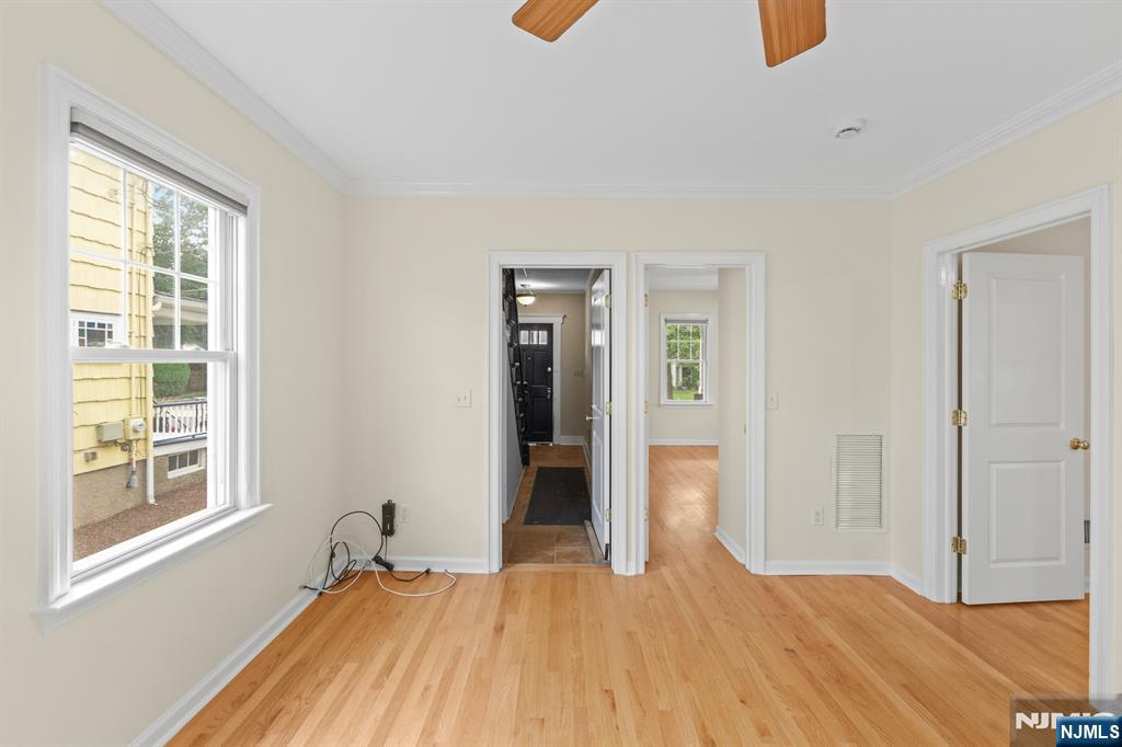 31 Wanamaker Avenue 1 Property Photo 16