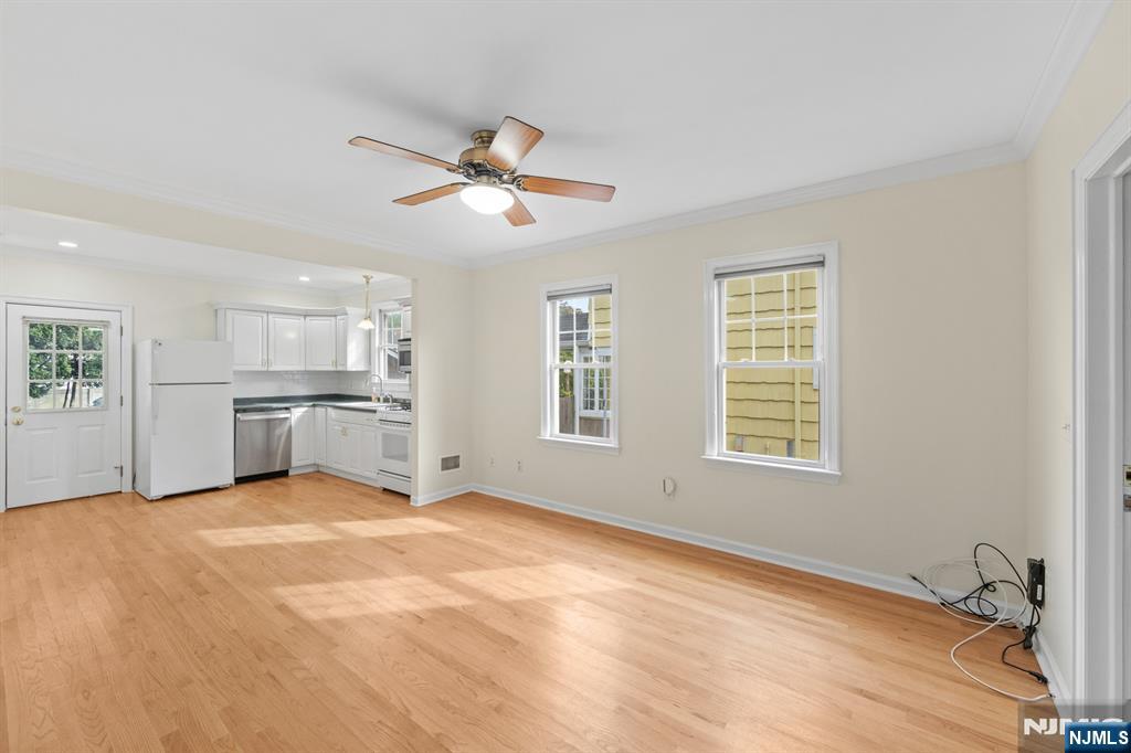 31 Wanamaker Avenue 1 Property Photo 17