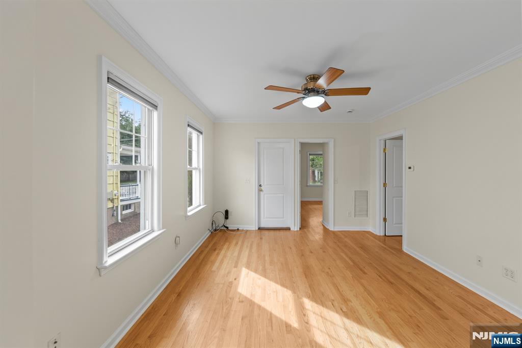 31 Wanamaker Avenue 1 Property Photo 19