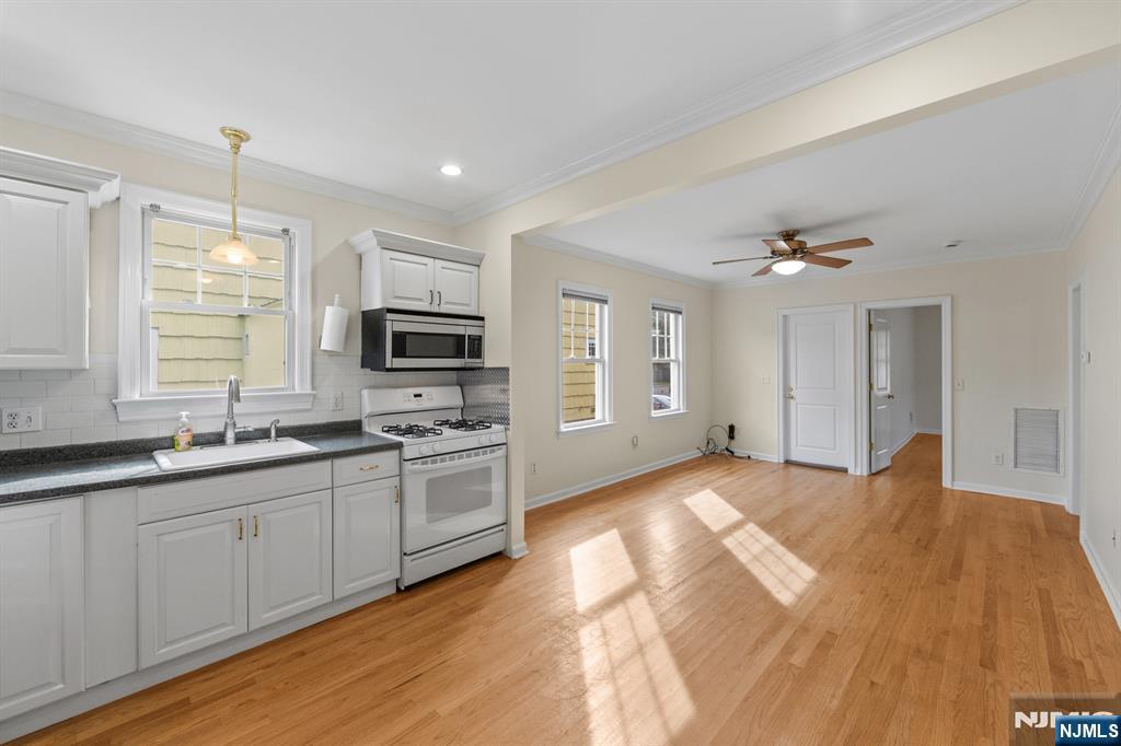 31 Wanamaker Avenue 1 Property Photo 25