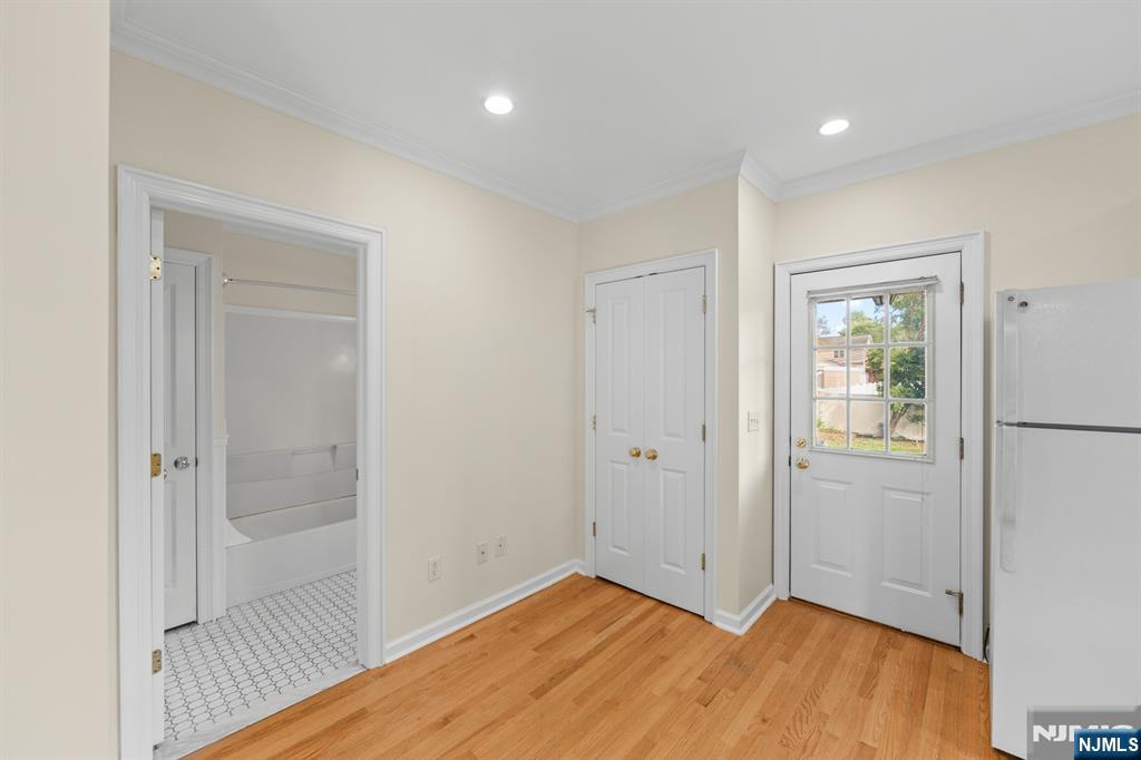 31 Wanamaker Avenue 1 Property Photo 32