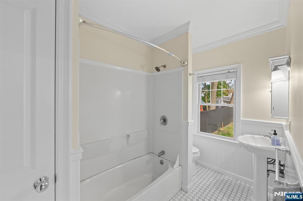 31 Wanamaker Avenue 1 Property Photo 33