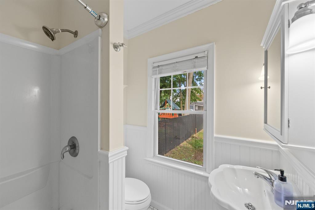 31 Wanamaker Avenue 1 Property Photo 34