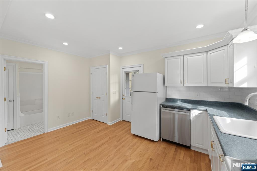 31 Wanamaker Avenue 1 Property Photo 39
