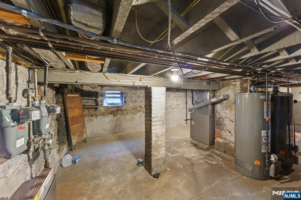 31 Wanamaker Avenue 1 Property Photo 43