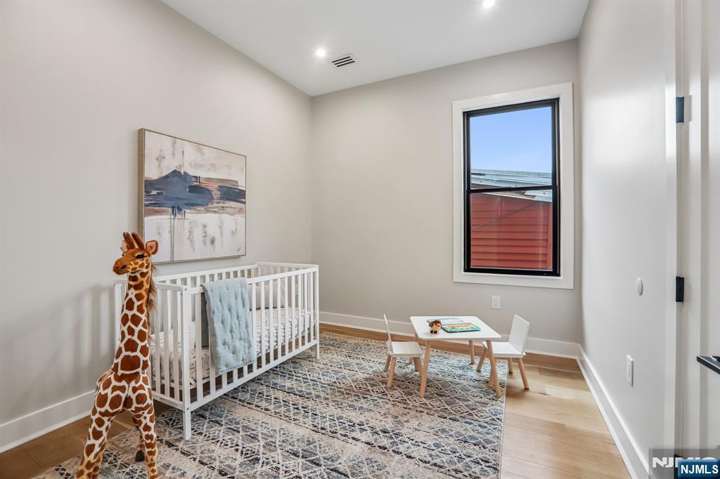78 Zabriskie Street 3 Property Photo 8