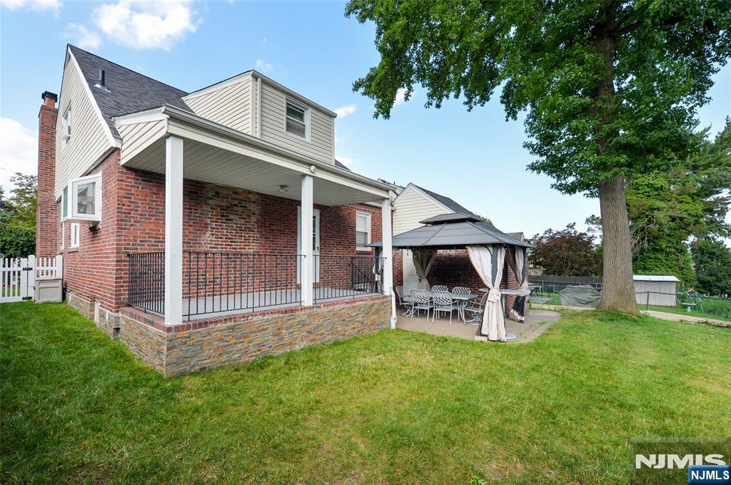 56 Dohrman Avenue Property Photo 7