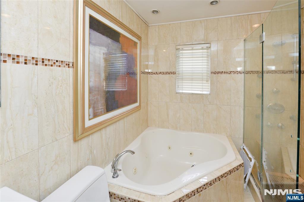 56 Dohrman Avenue Property Photo 14