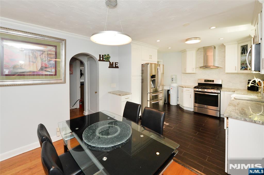56 Dohrman Avenue Property Photo 18