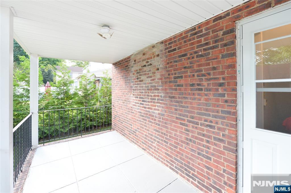 56 Dohrman Avenue Property Photo 22