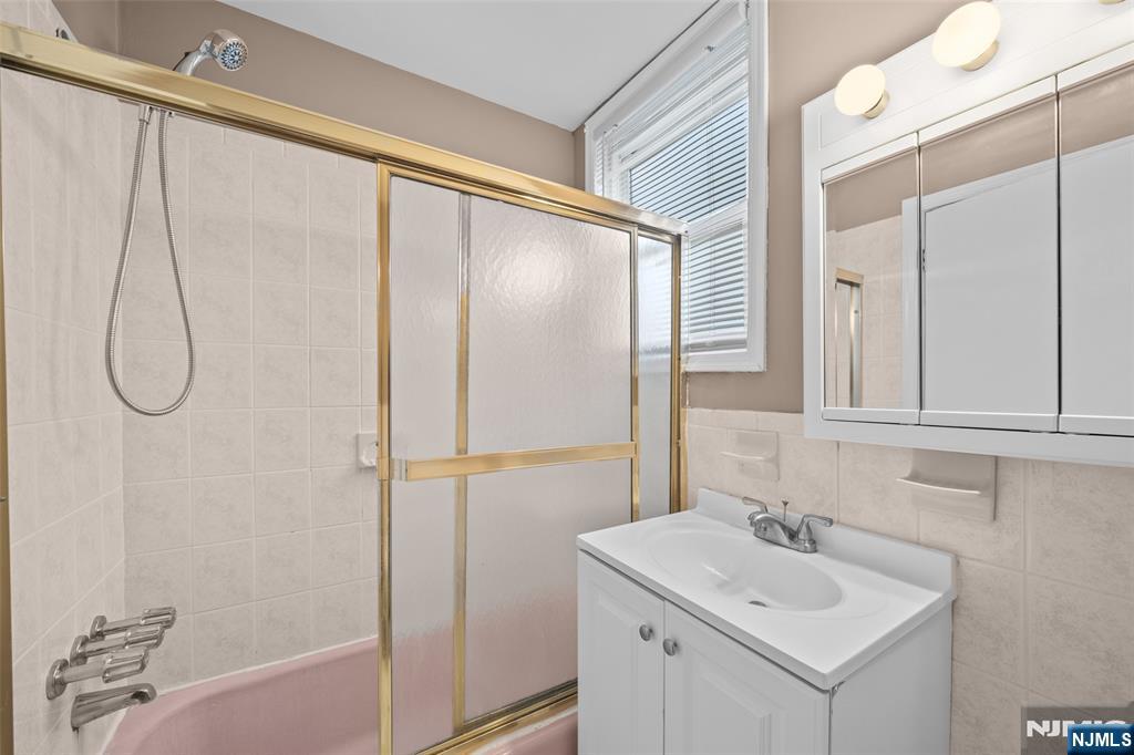 34 Milton Avenue Property Photo 22