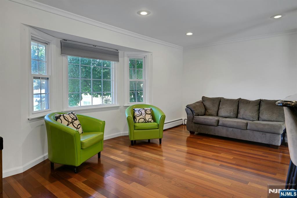 10 Cambray Road Property Photo 11