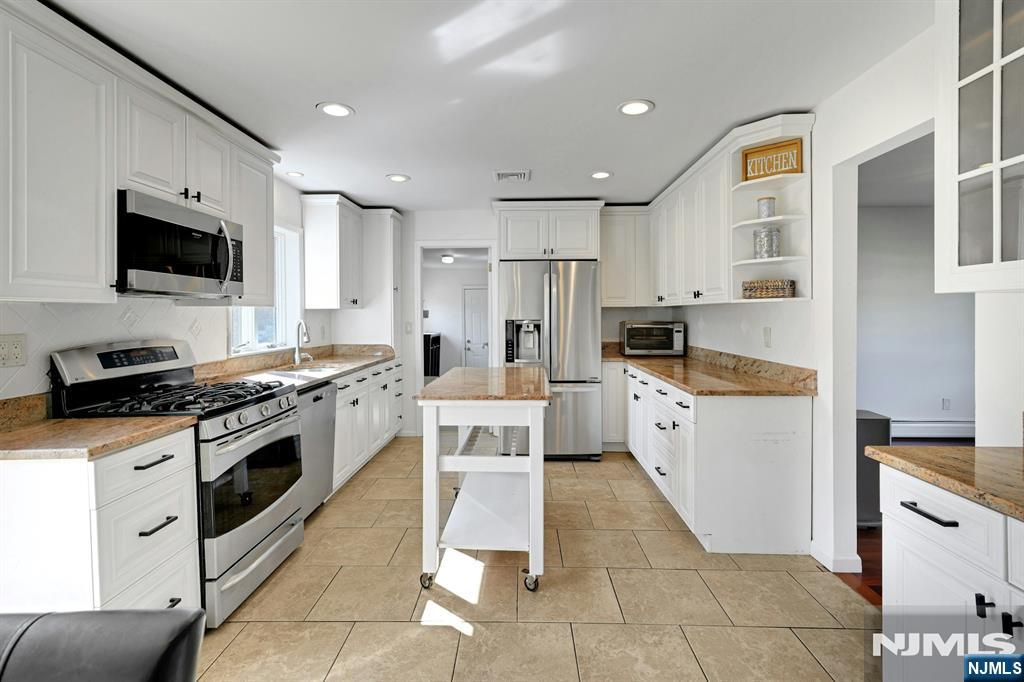 10 Cambray Road Property Photo 13