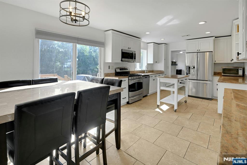 10 Cambray Road Property Photo 17