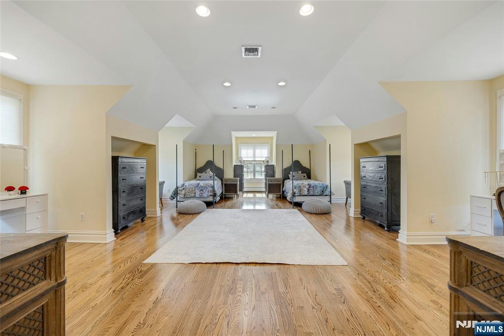 15 Mountainview Court Property Photo 28