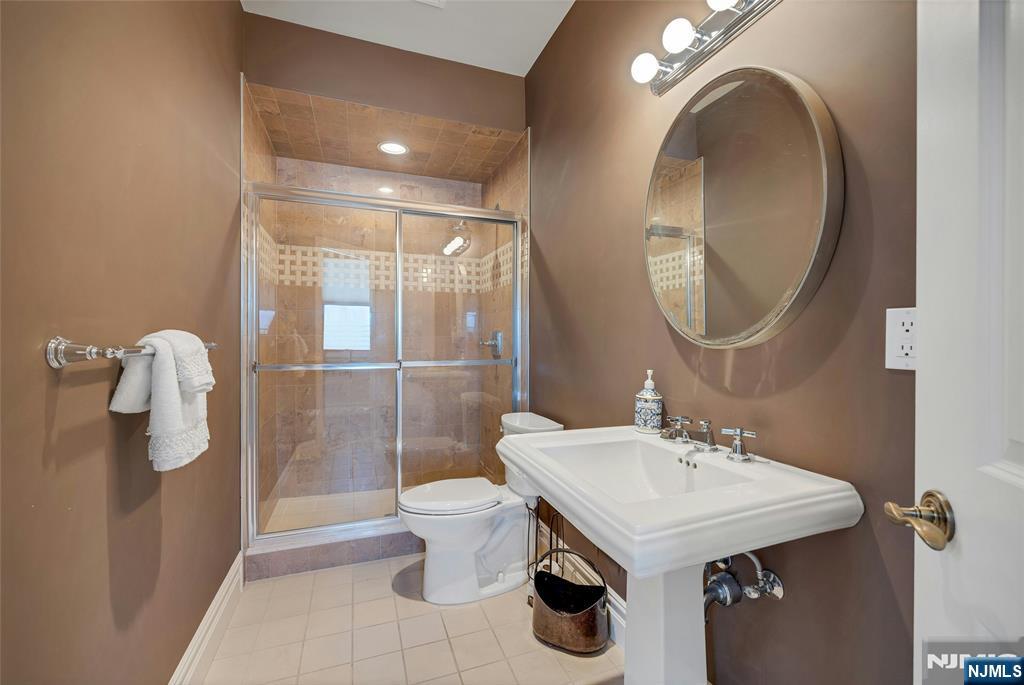 15 Mountainview Court Property Photo 40