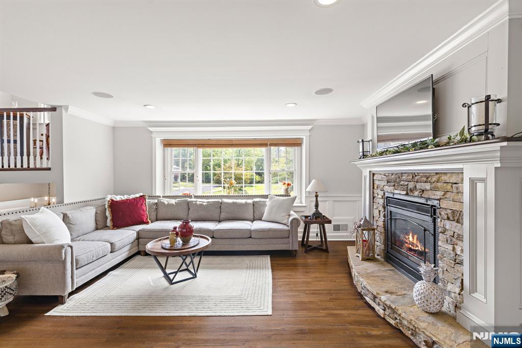 11 Tannery Lane Property Photo 3