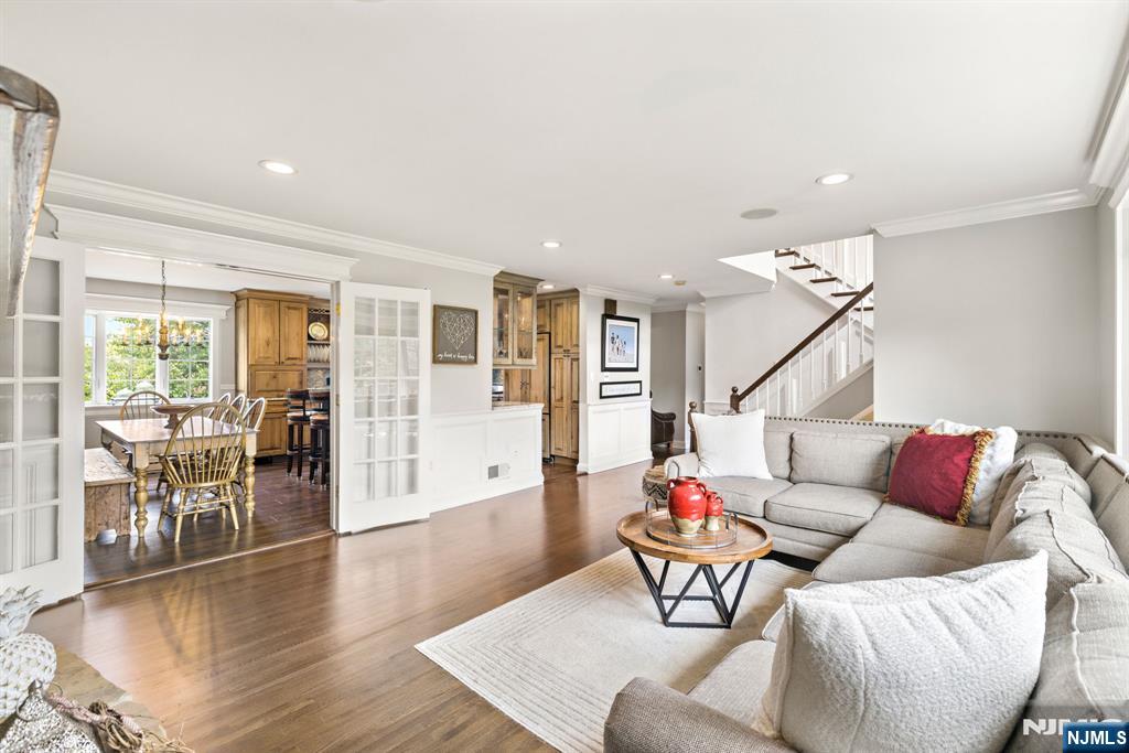 11 Tannery Lane Property Photo 4