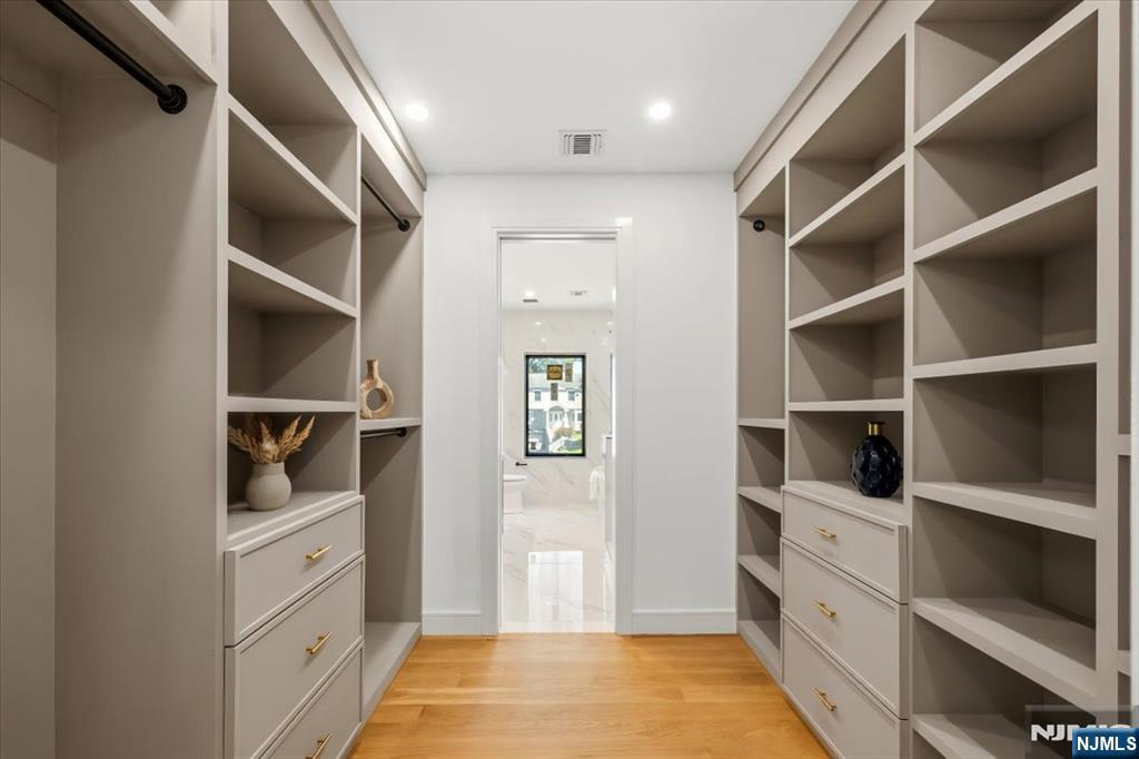 389 Mercer Avenue Property Photo 25
