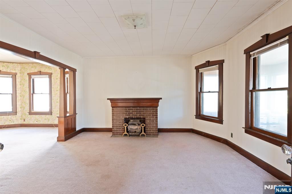 29 Luddington Avenue Property Photo 4