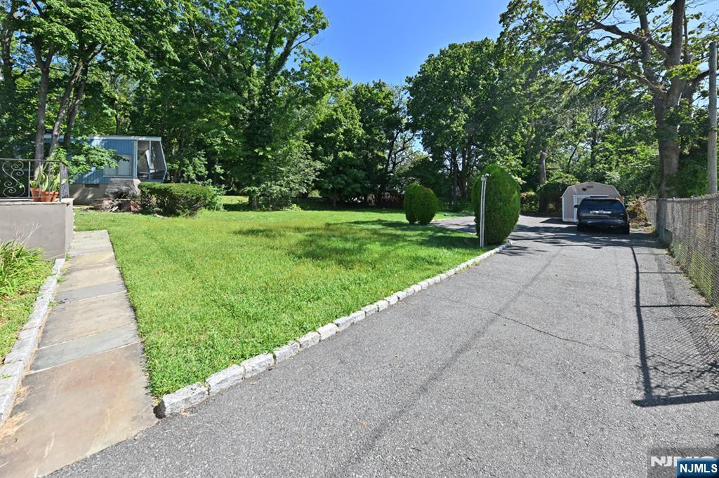 51 High Property Photo 20
