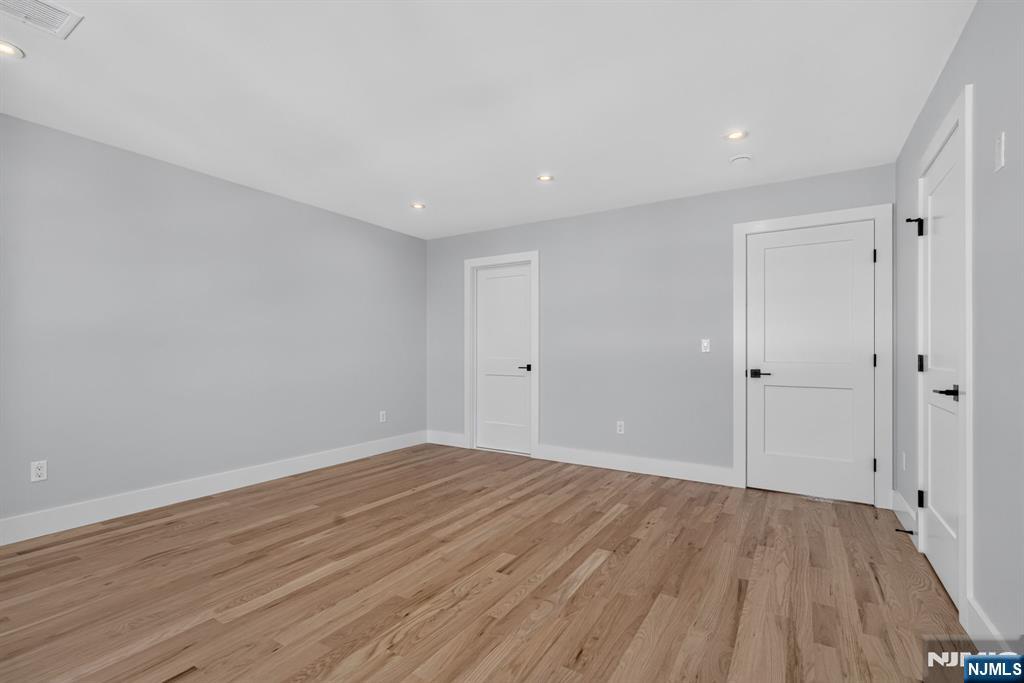454 A Grace Avenue Property Photo 29
