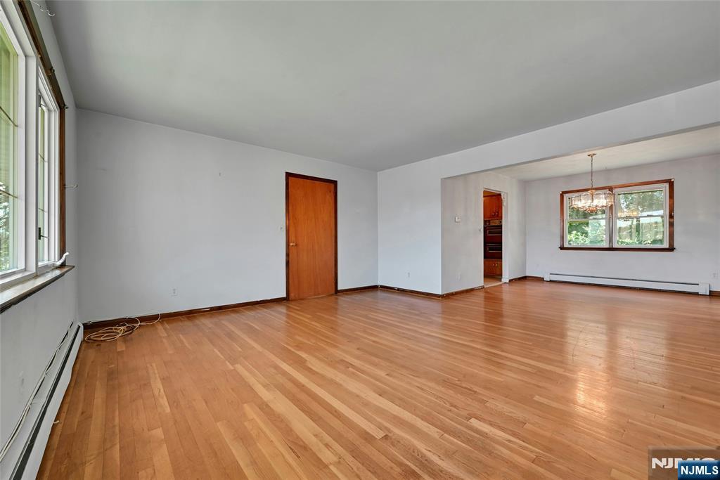 347 Chestnut Avenue Property Photo 13