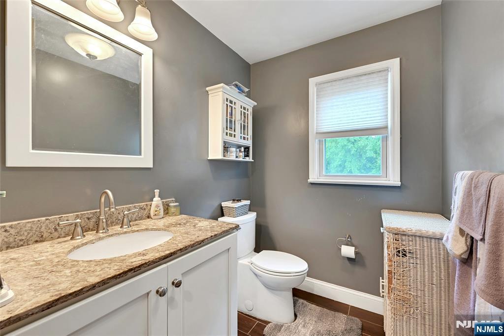 347 Chestnut Avenue Property Photo 18
