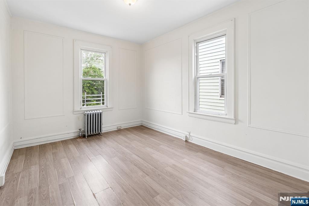 362 Myrtle Avenue 2nd Floor Property Photo 7