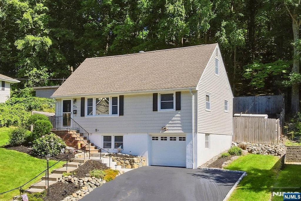 138 Rafkind Road Property Photo 1
