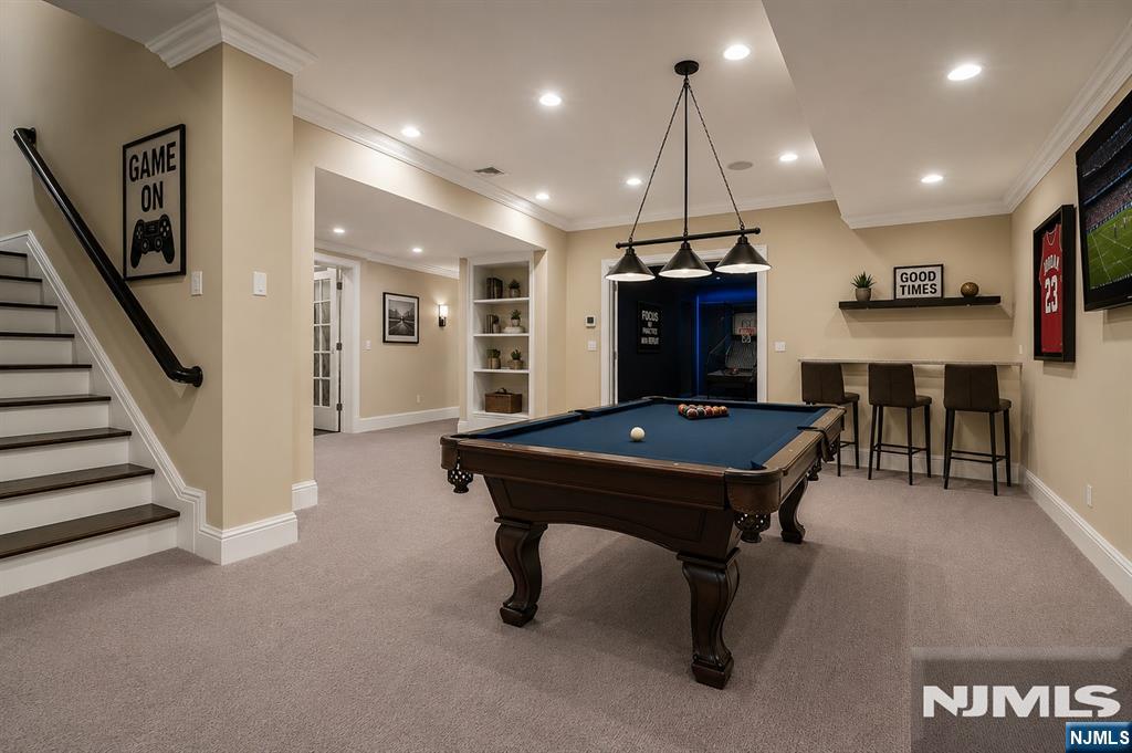 124 Essex Drive Property Photo 37