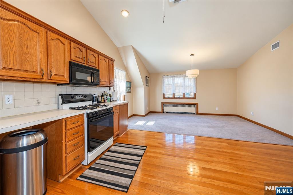214 Newark Avenue Property Photo 4