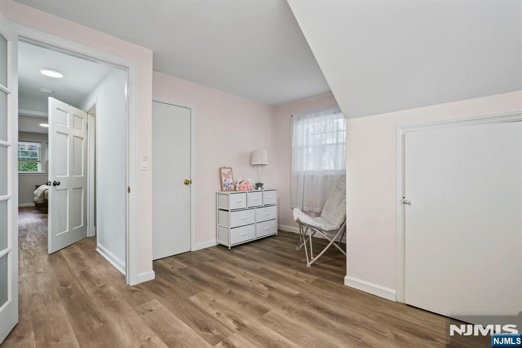15 Oak Ridge Avenue Property Photo 16