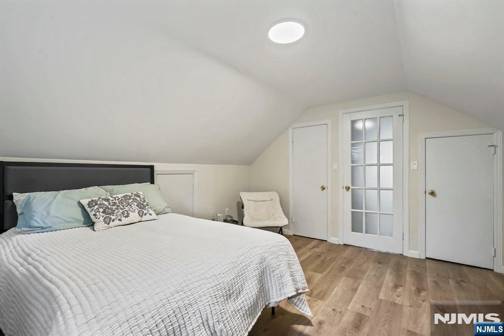 15 Oak Ridge Avenue Property Photo 17