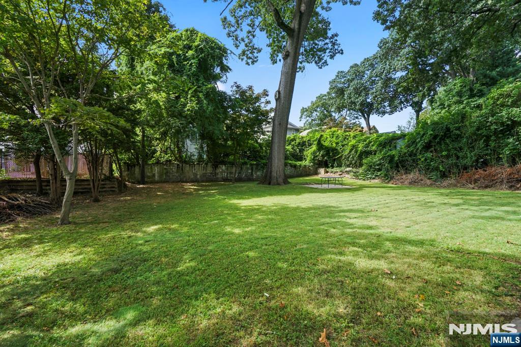 15 Oak Ridge Avenue Property Photo 28