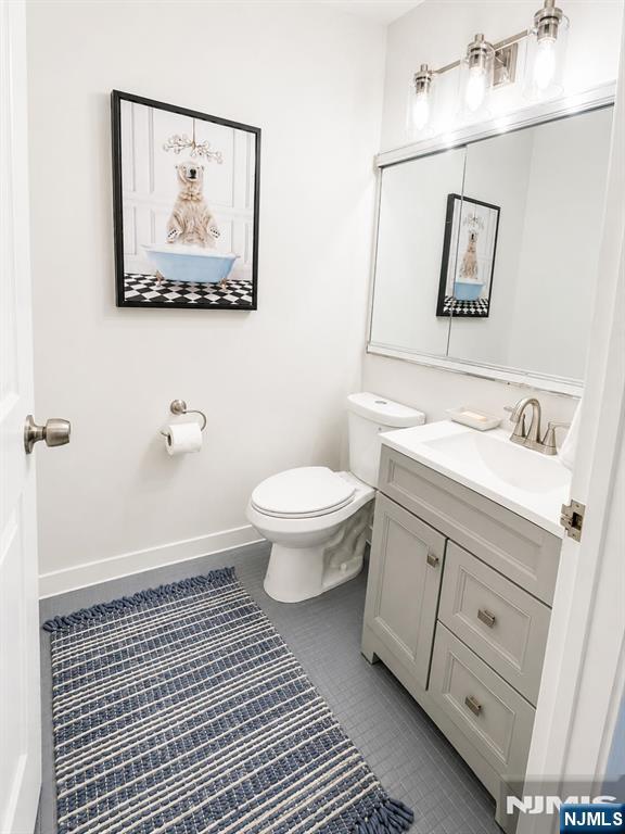 7855 E Boulevard E 11f Property Photo 7