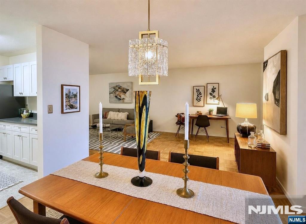 7855 E Boulevard E 11f Property Photo 8