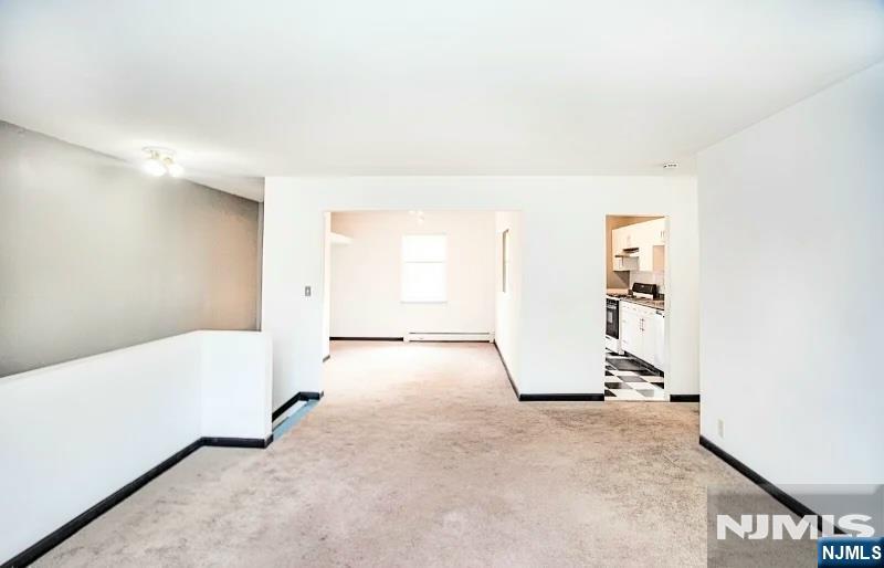 1130 Valley Road 2b Property Photo 5