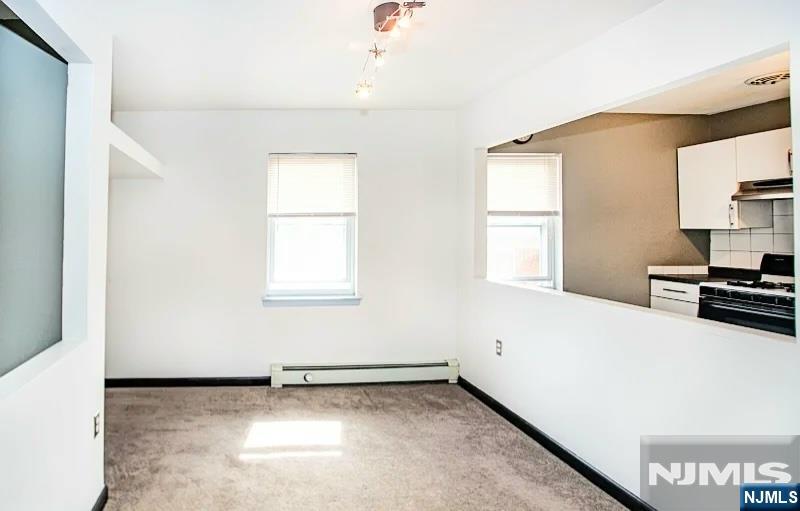 1130 Valley Road 2b Property Photo 9