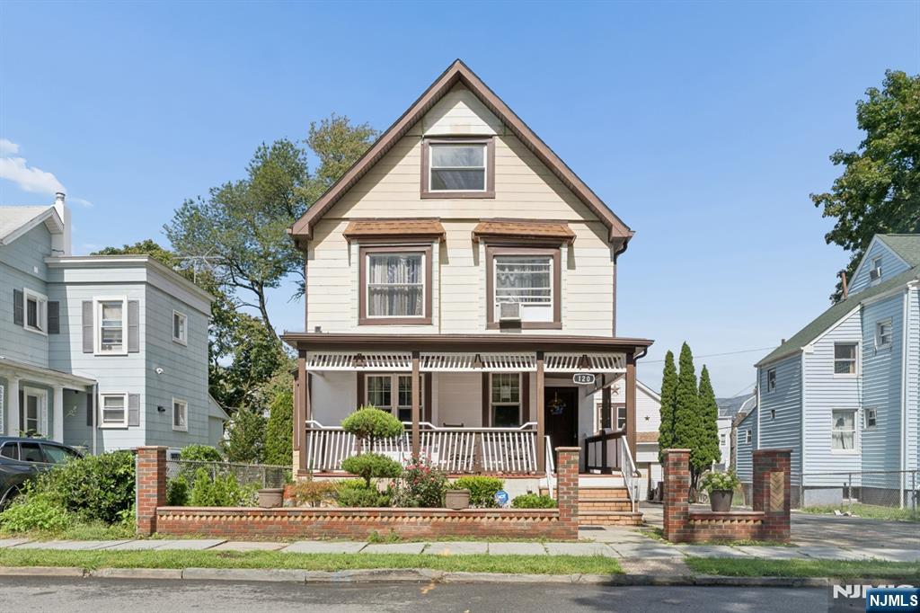 120 Norman Street Property Photo 1
