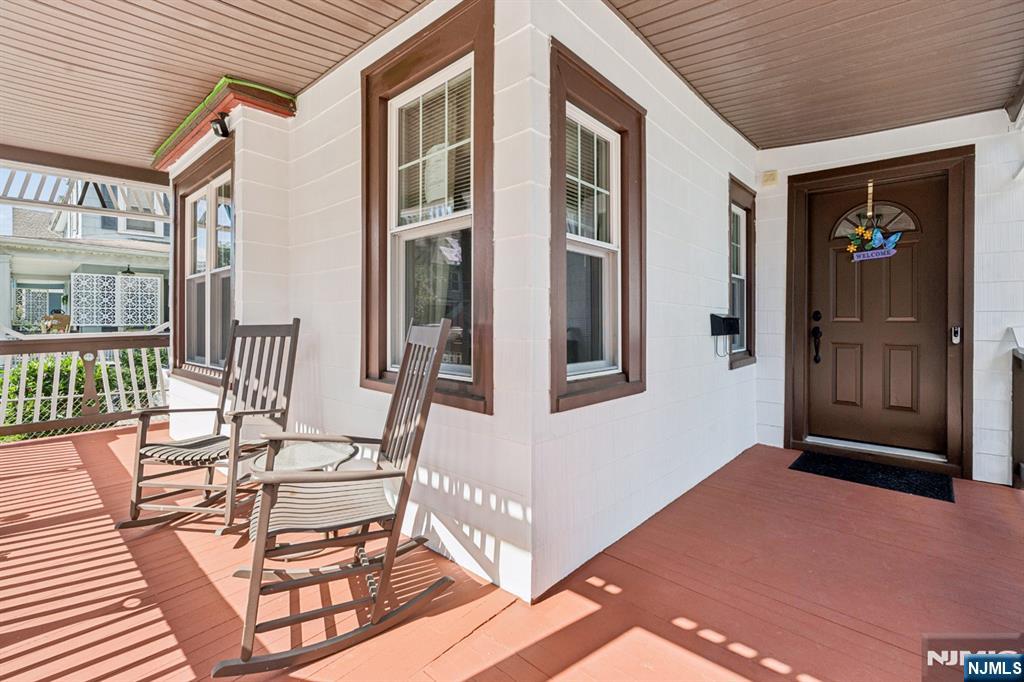 120 Norman Street Property Photo 3