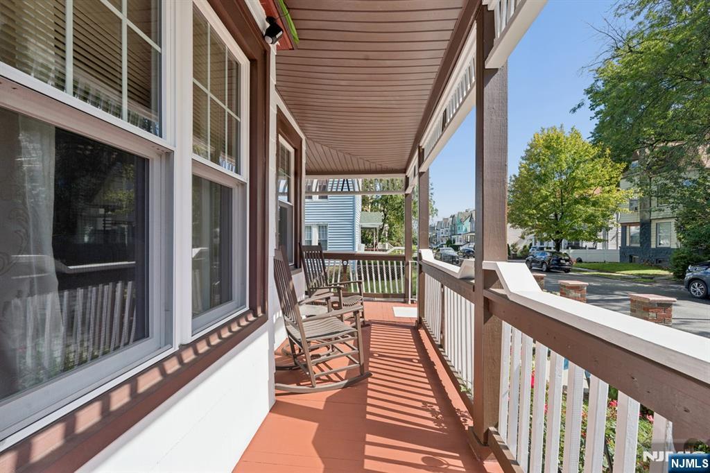 120 Norman Street Property Photo 4