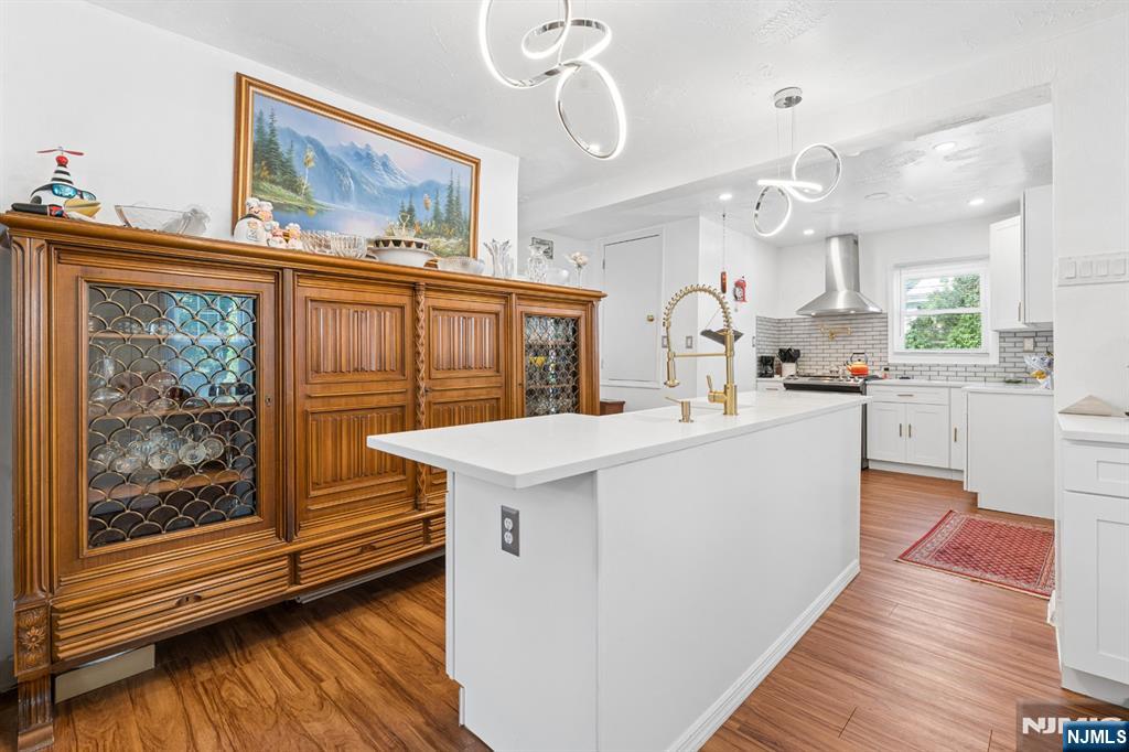 120 Norman Street Property Photo 6