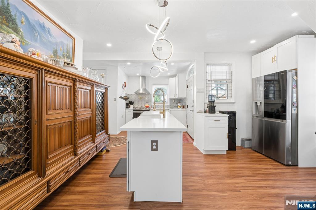 120 Norman Street Property Photo 8