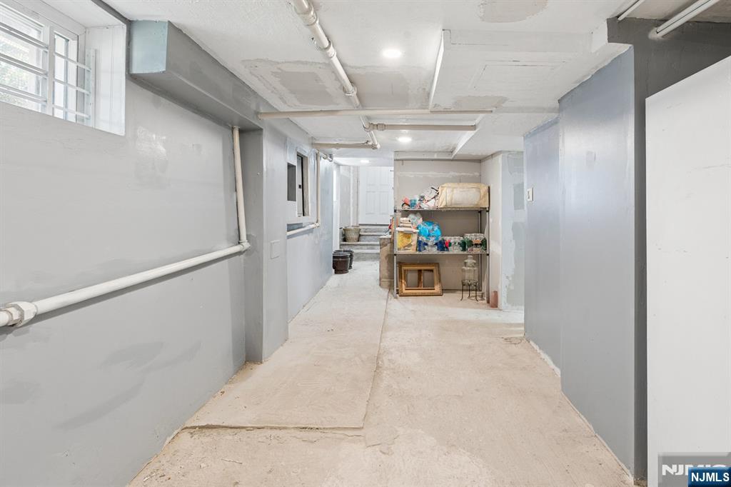 120 Norman Street Property Photo 29