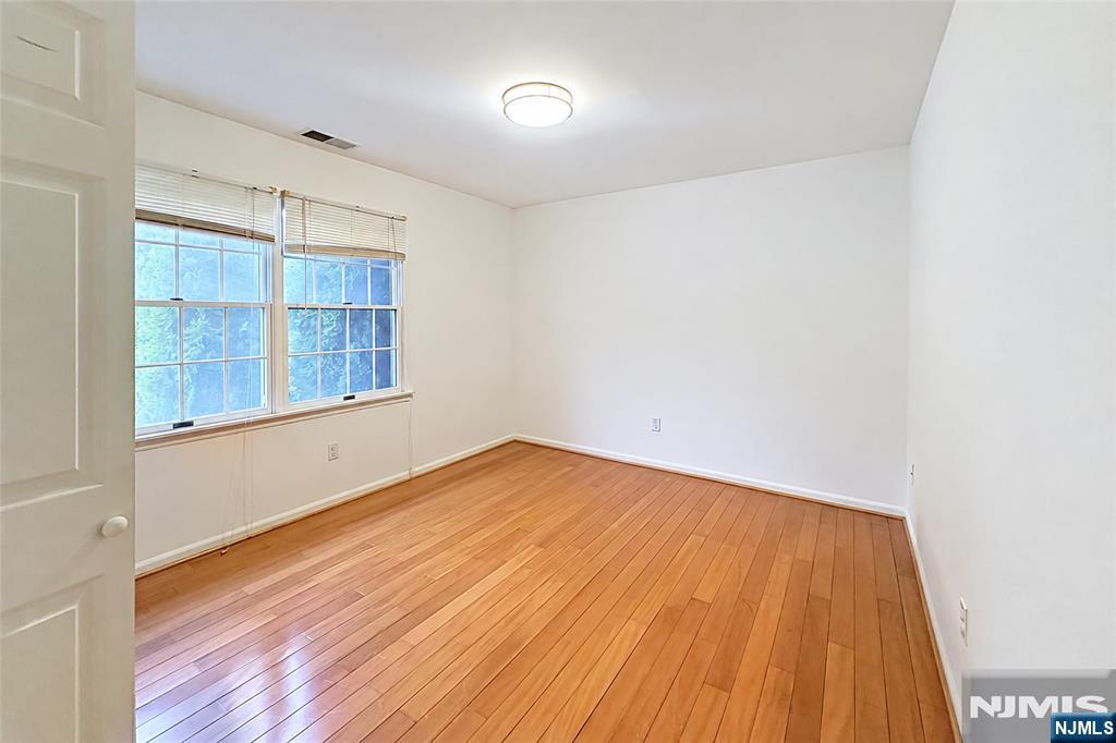 33 Rose Lane Property Photo 33