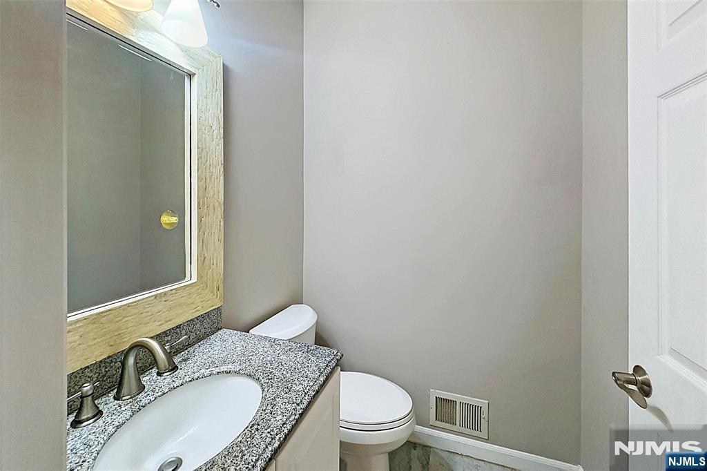 33 Rose Lane Property Photo 34